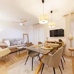 Bravissimo Auriga, Old Town Retreat Appartement Gérone