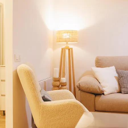 Bravissimo Auriga, Old Town Retreat 아파트