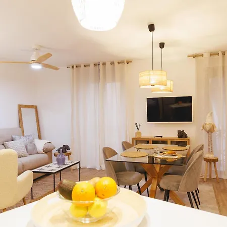 아파트 Bravissimo Auriga, Old Town Retreat 지로나