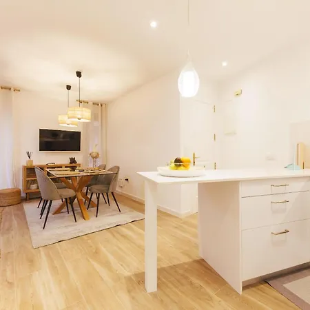 Bravissimo Auriga, Old Town Retreat Girona