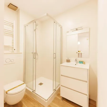 Bravissimo Auriga, Old Town Retreat * ジローナ