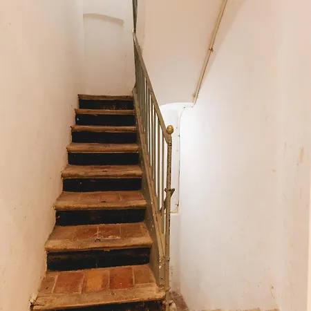 Bravissimo Auriga, Old Town Retreat Daire Girona